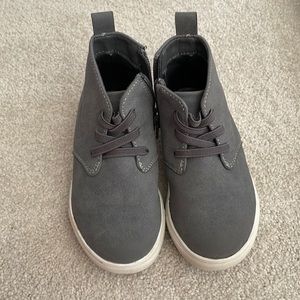 Nordstrom toddler boots. Size 7. Gray with zip up sides.
